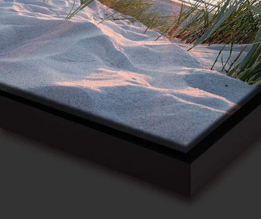 Leinwand im Rahmen in Schwarz matt